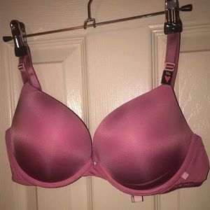 Victoria’s Secret 38B bra